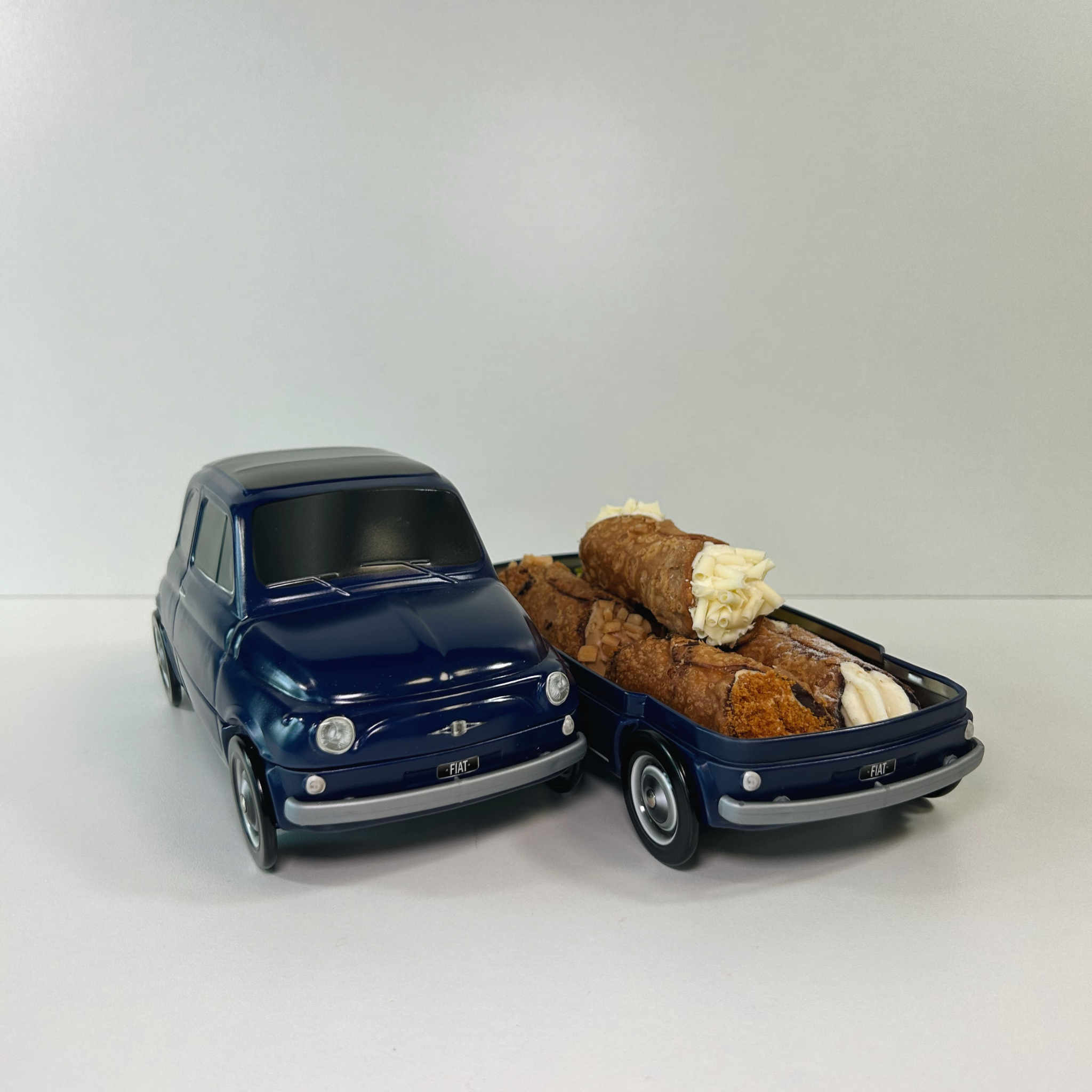 Cannoli Fiat 500 Koekblik Donkerblauw (incl. 5 cannoli) - Cannoli Box
