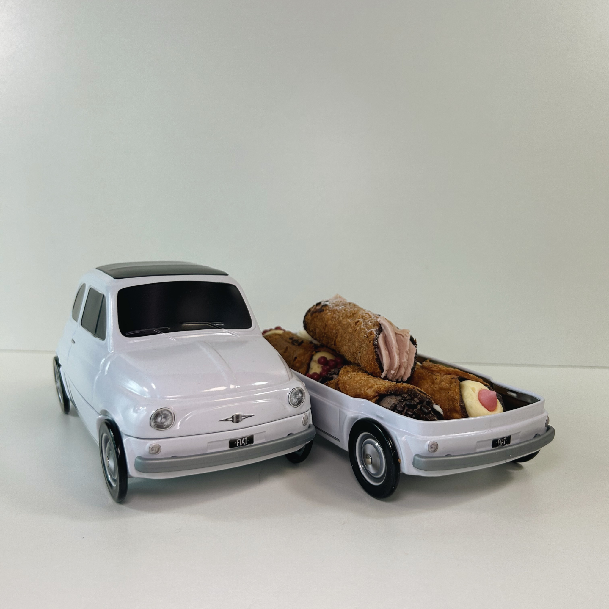 Cannoli Fiat 500 Koekblik Wit (incl. 5 cannoli) - Cannoli Box