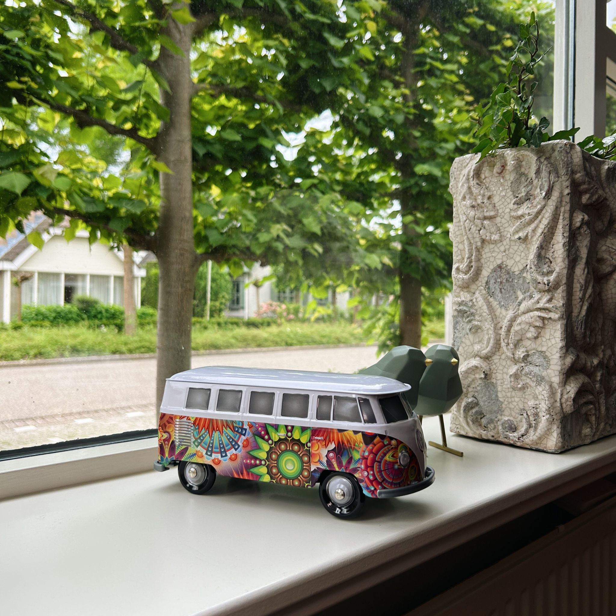 Cannoli Volkswagen Bus Koekblik Psychedelic (incl. 8 cannoli) - Cannoli Box