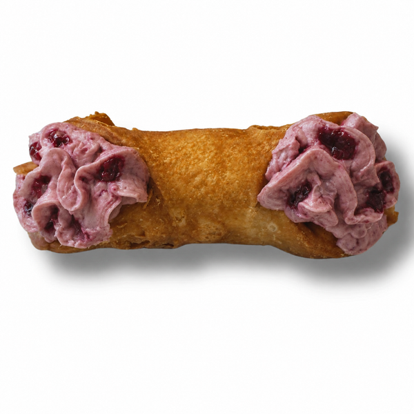 Cannoli Amarena (Cherry)